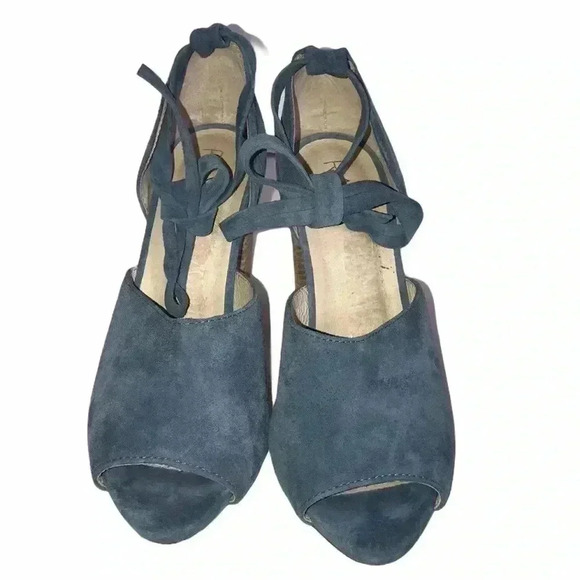 Raye Ankle Strap Suede Sandal Size 6.5 - Picture 2 of 8